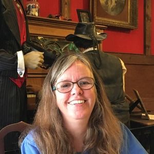 Meet your Posher, Tina